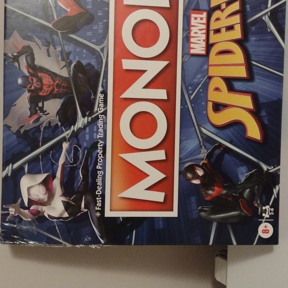 Monopoly marvel Spiderman edition board game new - Picture 2 of 10